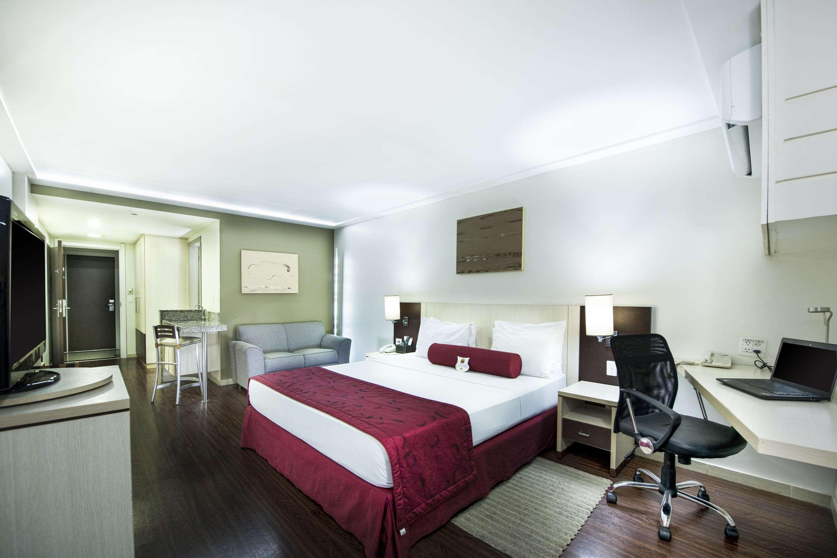 Comfort Hotel 4*